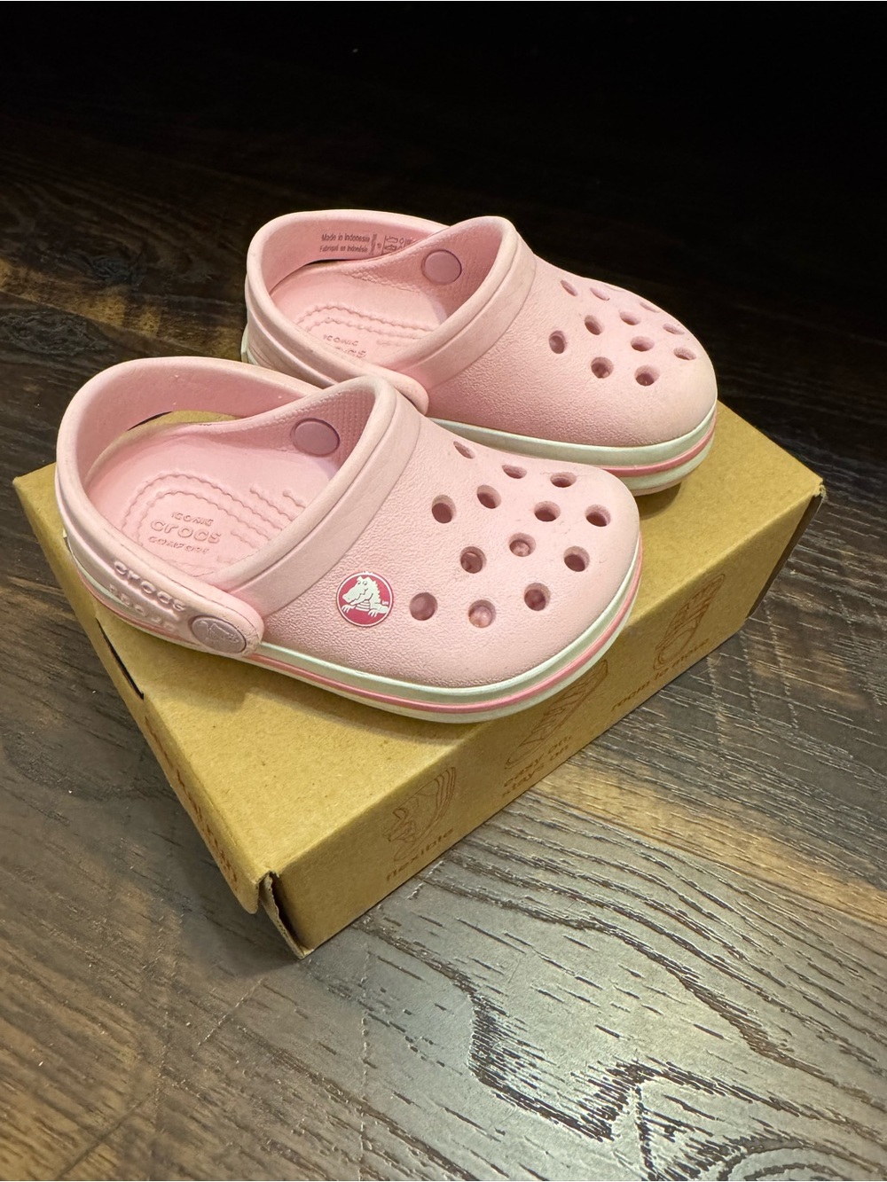 CROCS Kids Classic Clog in Light Pink with White & Green Trim